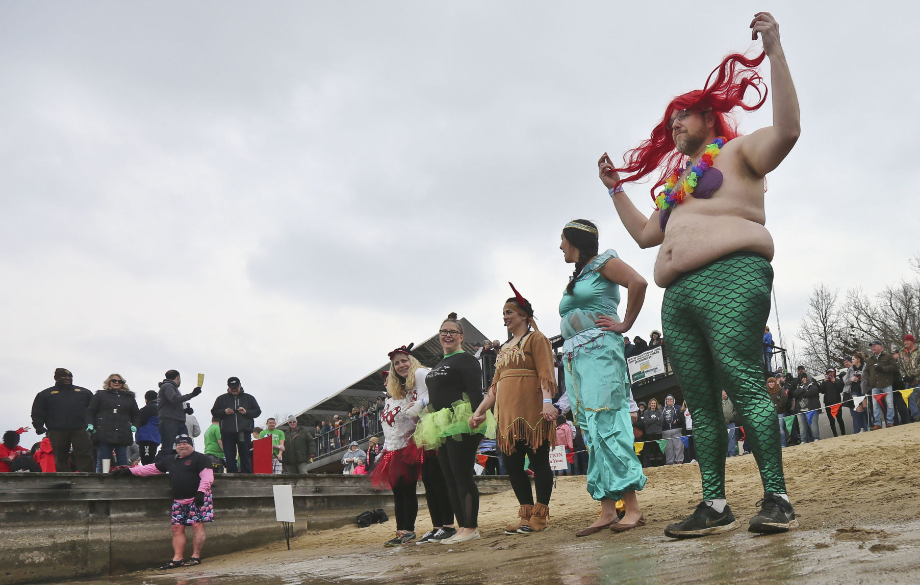 Polar Plunge 15 3.02.19.JPG